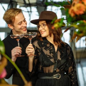 # Date in the AGBAR Tower